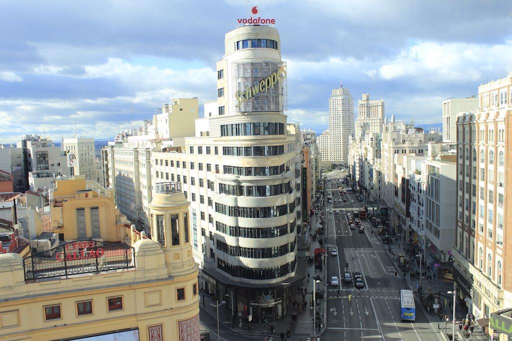 Hostal Oriente Madrid Luaran gambar